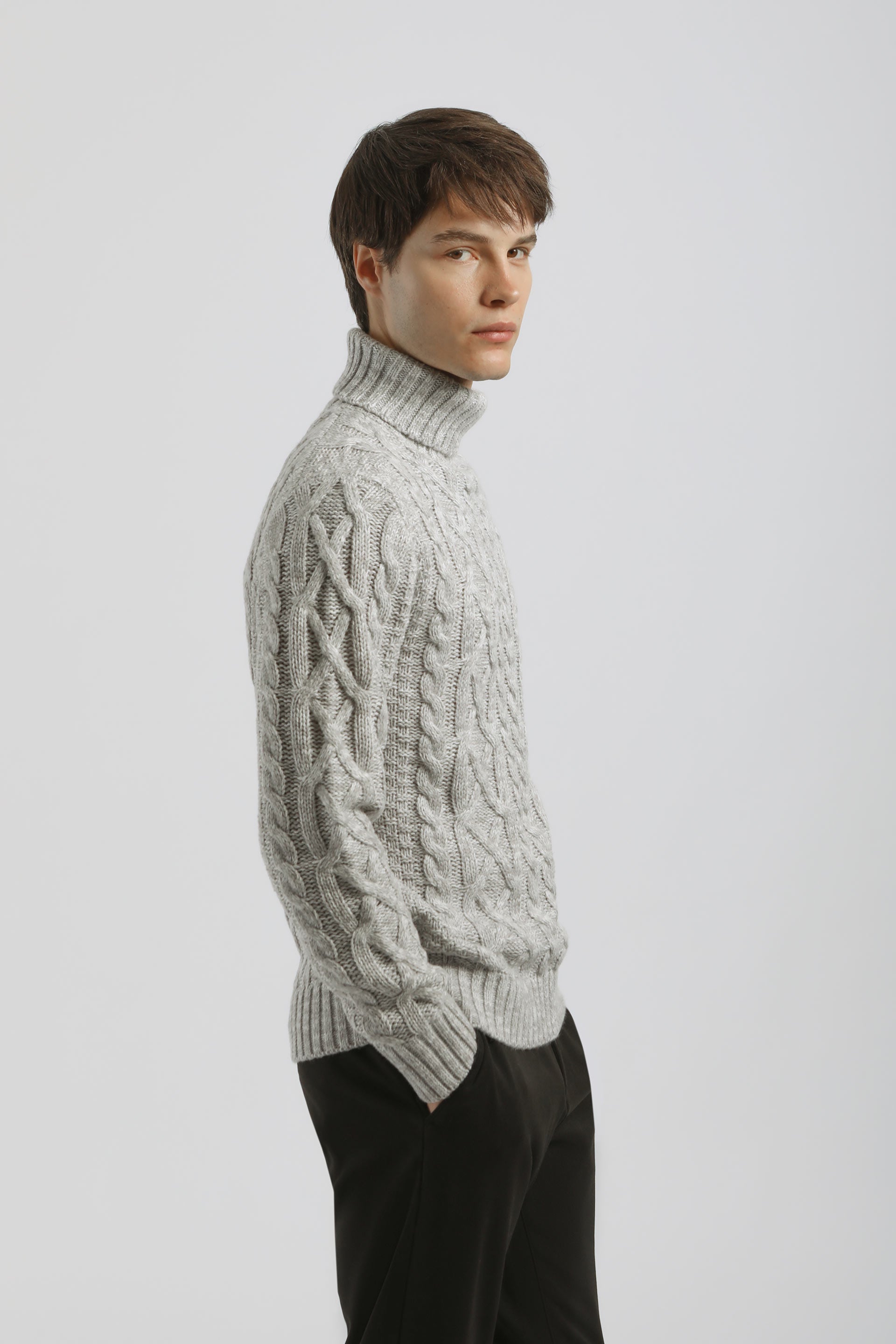 Maglia collo alto con treccia|Colore:Grigio perla tw