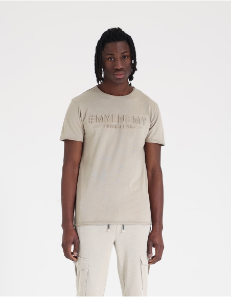 T-shirt con stampa effetto rilievo