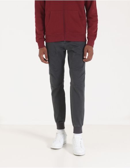 Pantaloni cargo