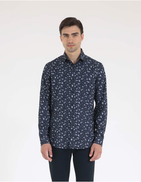 Camicia con profilo a contrasto