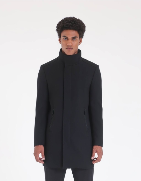 Cappotto con collo lupetto