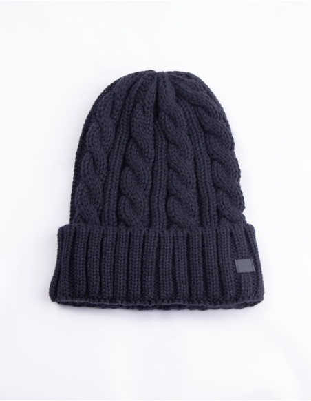 Cappello con lavorazione intrecciata