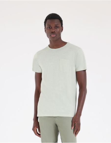 T-shirt basic con taschino